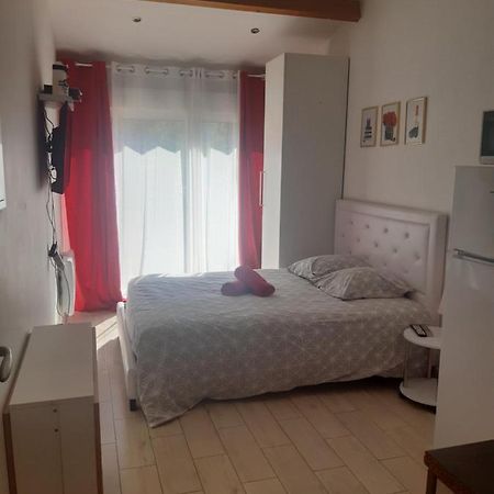 Hotel La Nuit Etoilee Marsylia Zewnętrze zdjęcie