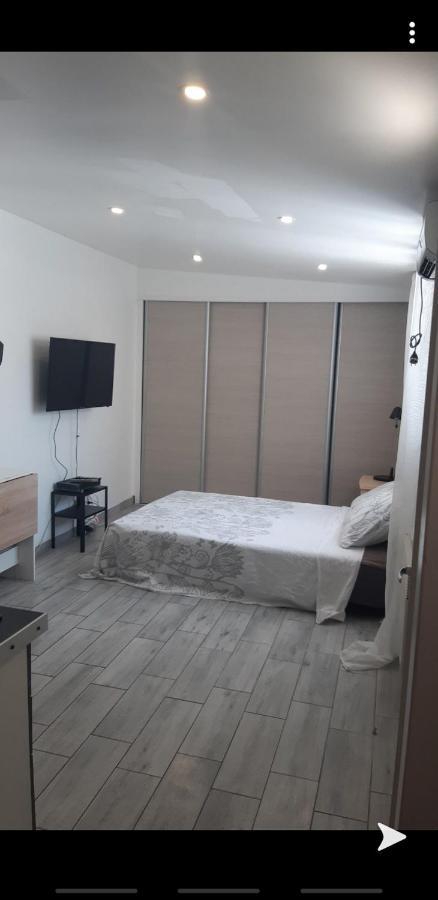 Hotel La Nuit Etoilee Marsylia Zewnętrze zdjęcie